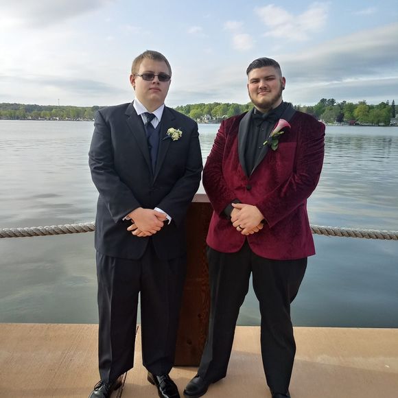 Meet your Posher, Preston - Picture 1 of 1